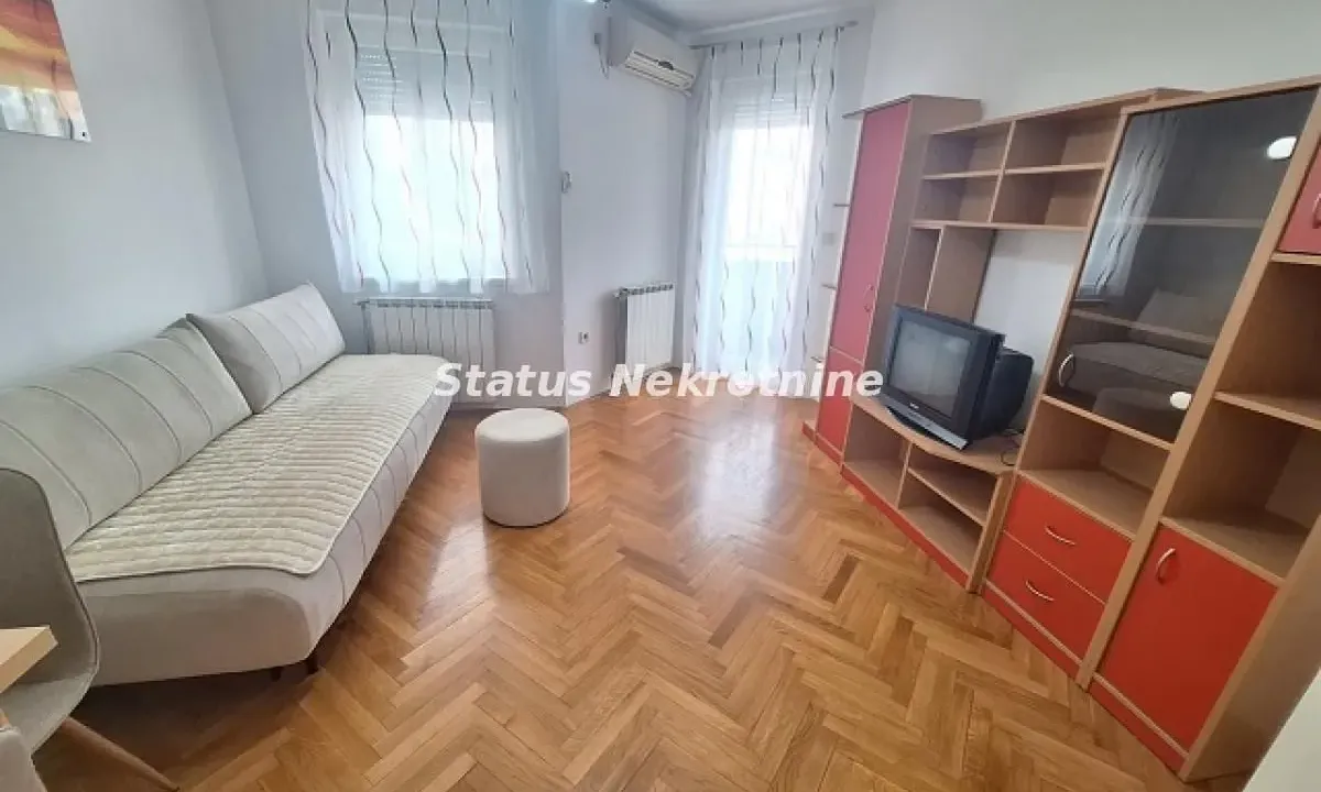 Izdavanje, dvosoban stan, 42m², Grbavica, Novi Sad Sve Podlokacije
