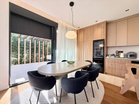 Prodaja, kuća, 250m², Gornja Gorica, Podgorica - image 6