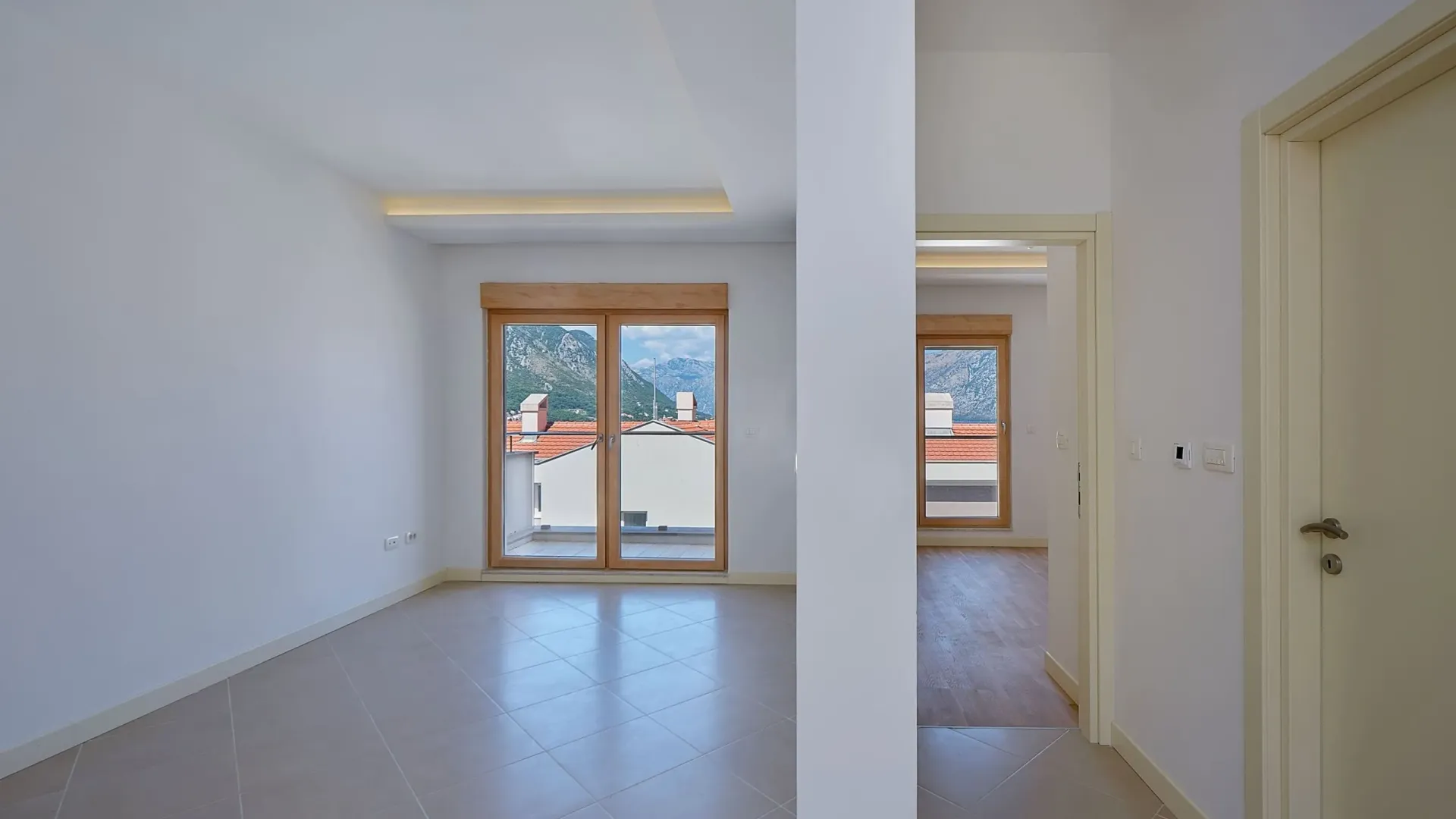 Sale, three bedroom apartment, 62m², Dobrota, Kotor