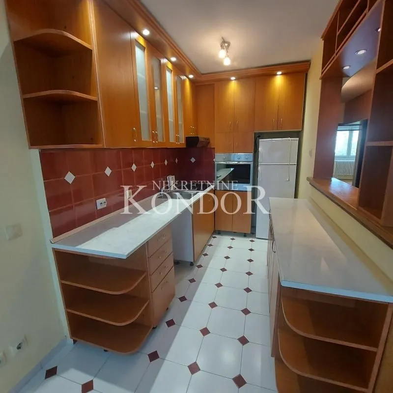 Sale, three bedroom apartment, 68m², Novi Beograd Blok 21, Novi Beograd Sve Podlokacije