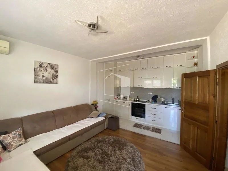 Sale, house, 230m², Bar, Crna Gora