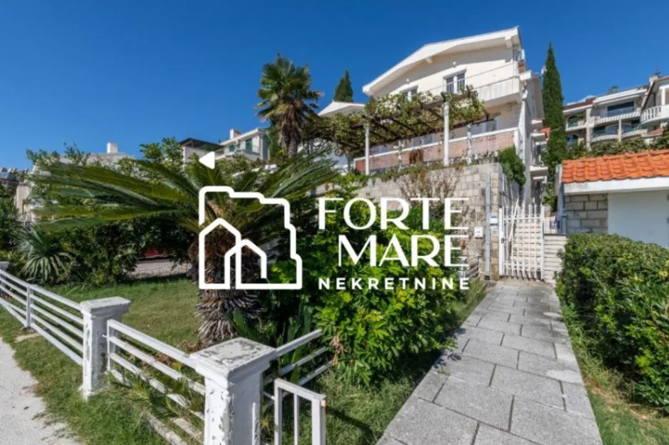 Sale, house, 141m², Savina, Herceg Novi