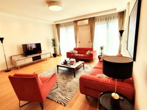 Izdavanje, dvosoban stan, 116m², Preko Morače, Podgorica - image 6