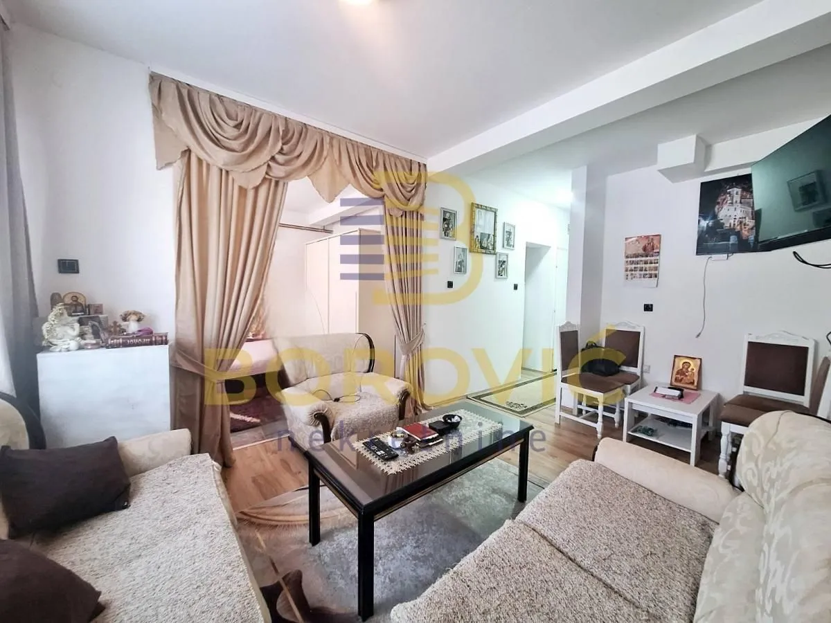 Prodaja, kuća, 250m², Misa, Pančevo