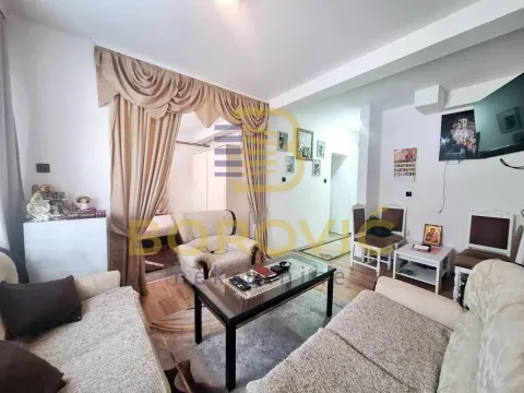 Prodaja, kuća, 250m², Misa, Pančevo - image 10