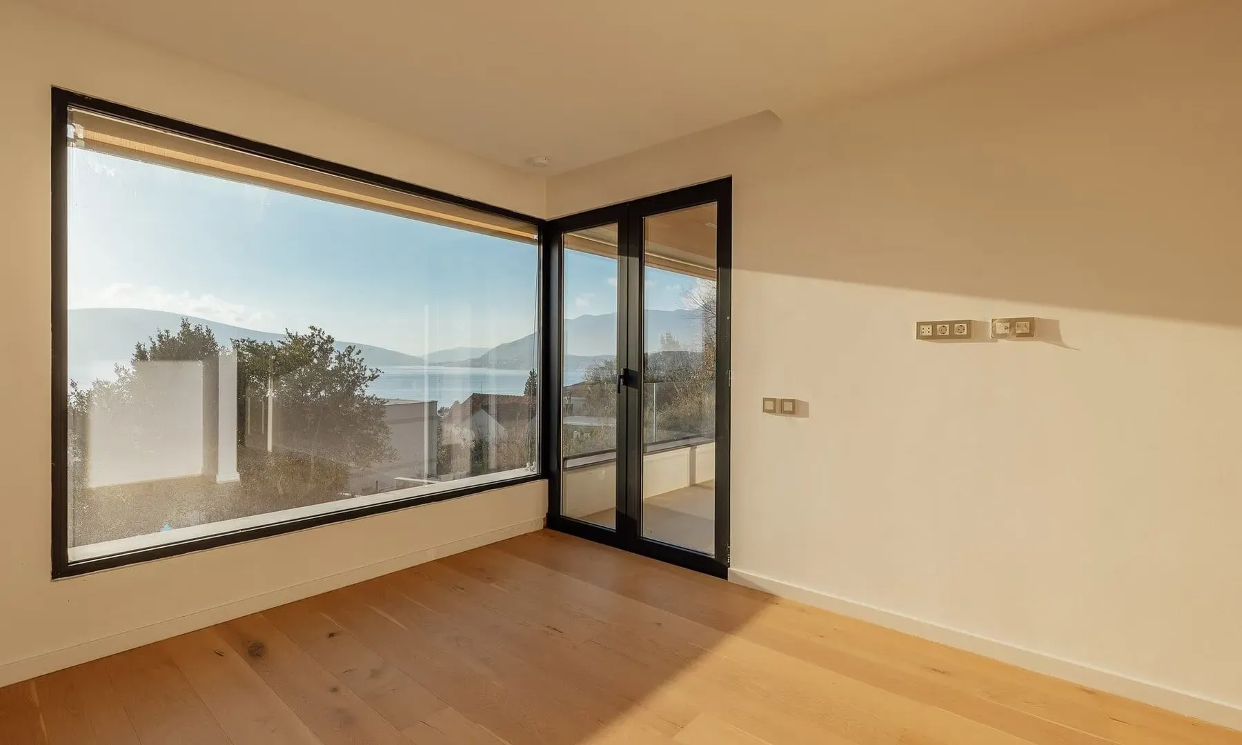 Prodaja, dvosoban stan, 103m², Kotor, Crna Gora