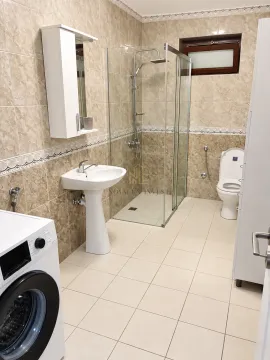 Rent, two bedroom apartment, 100m², Stari Aerodrom, Podgorica - image 11