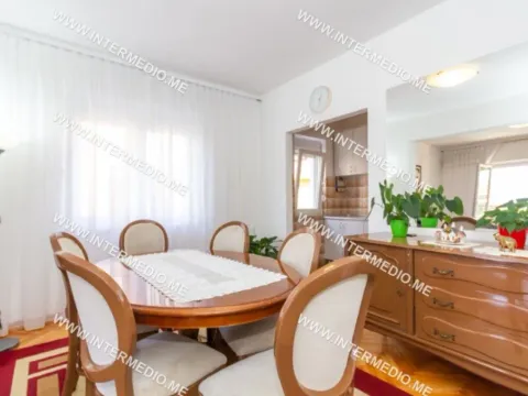 Sale, house, 187m², Igalo, Herceg Novi - image 2