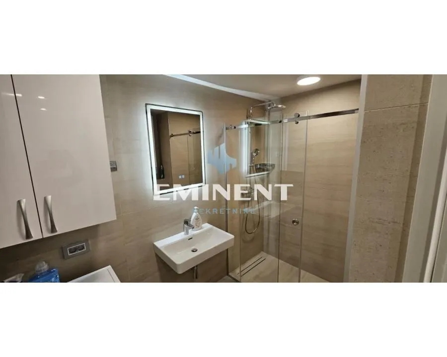 Rent, two bedroom apartment, 56m², Novi Beograd Blok 65, Novi Beograd Sve Podlokacije