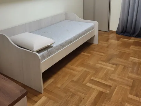 Izdavanje, trosoban stan, 95m², Momišići, Podgorica - image 9