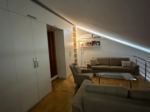 Izdavanje, jednosoban stan, 74m², Vezirov Most, Podgorica - image 7