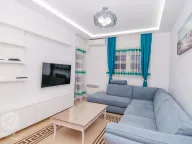 Izdavanje, jednosoban stan, 50m², City Kvart, Podgorica - image 1