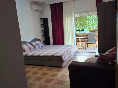 Izdavanje, garsonjera, 25m², Šušanj, Bar - image 6