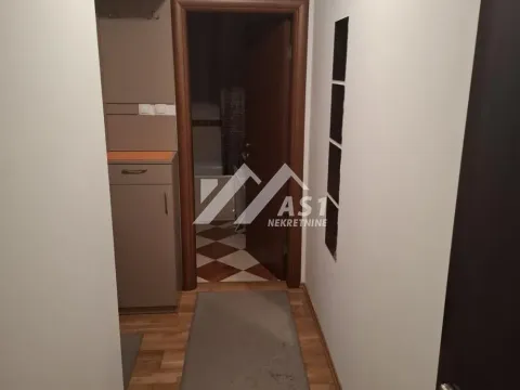 Izdavanje, stan, 27m², Grbavica, Novi Sad Sve Podlokacije - image 6