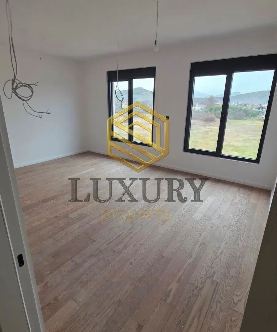 Prodaja, dvosoban stan, 84m², Donja Gorica, Podgorica