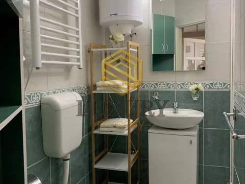 Rent, house, 110m², Centar, Podgorica - image 10