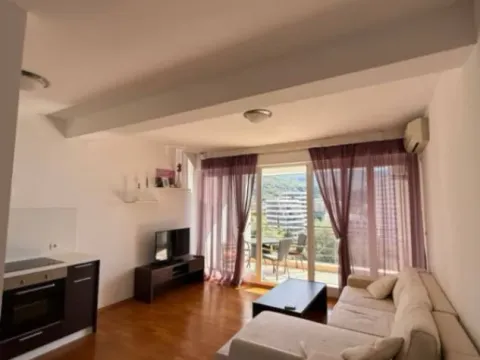 Prodaja, jednosoban stan, 46m², Bečići, Budva