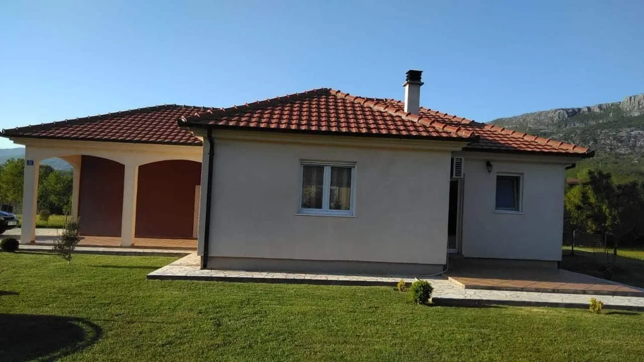 Prodaja, kuća, 150m², Pričelje, Podgorica