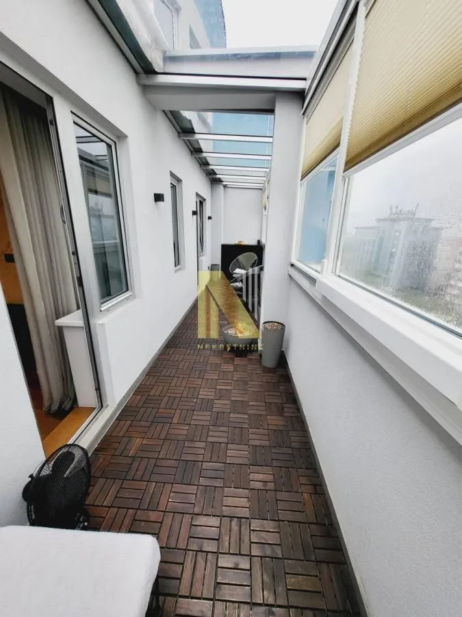 Prodaja, četvorosoban stan, 122m², Grbavica, Novi Sad Sve Podlokacije