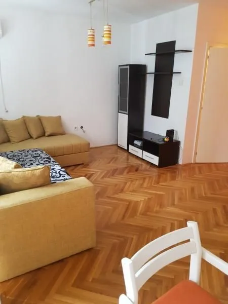 Prodaja, trosoban stan, 108m², Grbavica, Novi Sad Sve Podlokacije