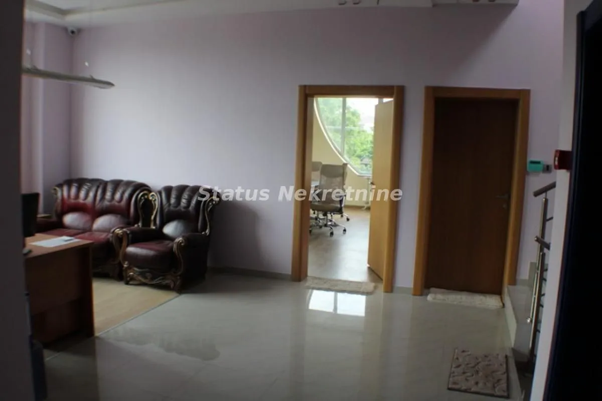 Rent, office space, 273m², Telep, Novi Sad Sve Podlokacije