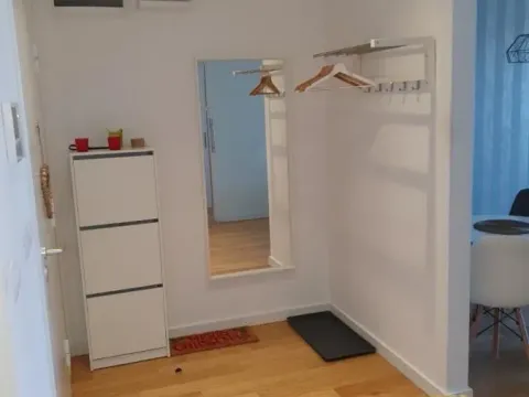 Izdavanje, dvosoban stan, 68m², Novi Beograd Blok 65, Novi Beograd Sve Podlokacije - image 9