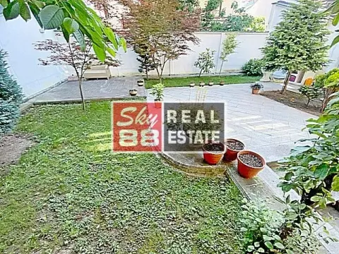 Izdavanje, kuća, 412m², Voždovac Sve Podlokacije, Beograd - image 1