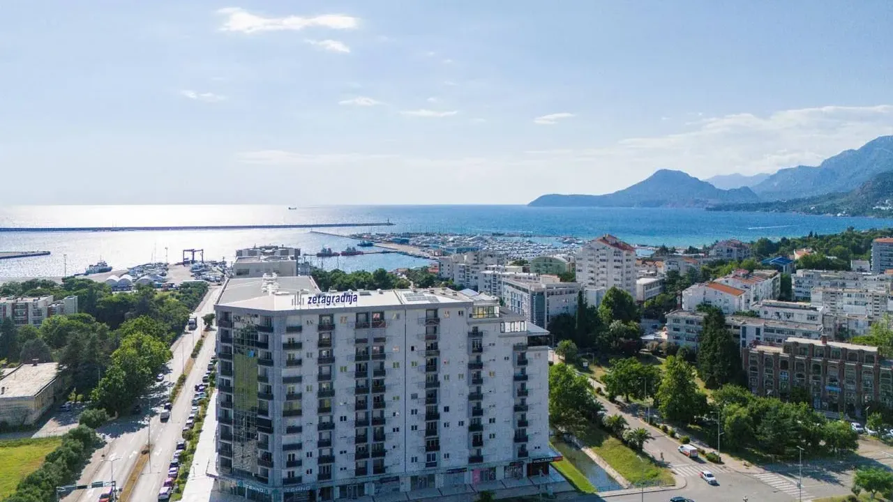 Sale, one bedroom apartment, 53m², Centar, Bar