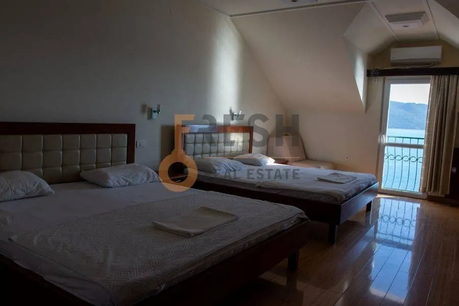 Sale, office space, 800m², Herceg Novi, Crna Gora