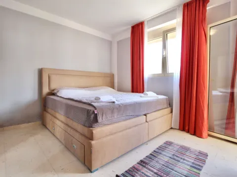 Rent, one bedroom apartment, 55m², Šušanj, Bar - image 7