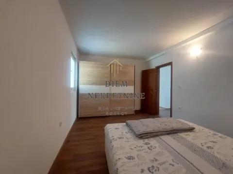 Izdavanje, dvosoban stan, 90m², Mrčevac, Tivat - image 10