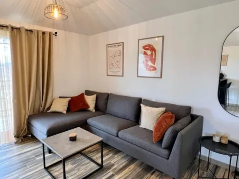 Izdavanje, dvosoban stan, 49m², Potoci, Zlatibor - image 8