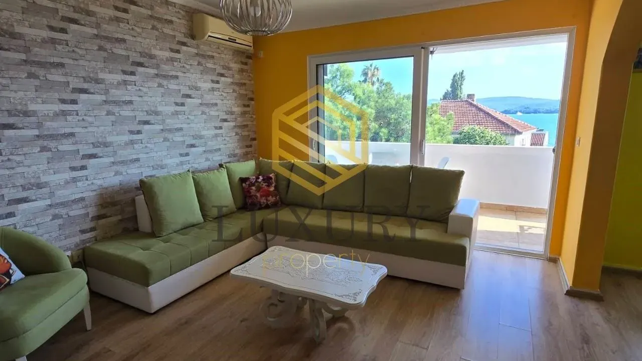 Rent, one bedroom apartment, 50m², Centar, Tivat