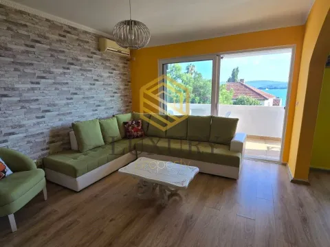 Rent, one bedroom apartment, 50m², Centar, Tivat - image 1