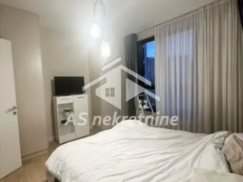 Rent, three bedroom apartment, 84m², Savski Venac, Beograd - image 10