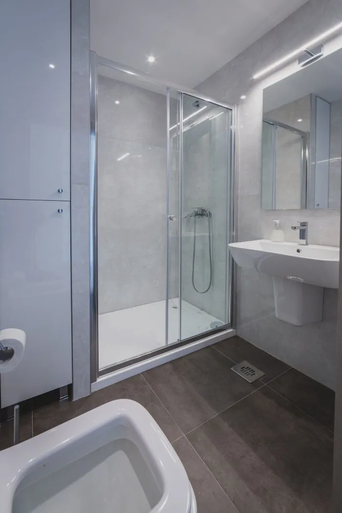 Izdavanje, jednosoban stan, 47m², Budva okolina, Budva