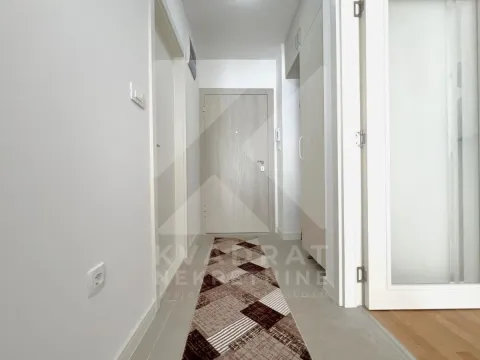 Rent, one bedroom apartment, 42m², Stari Aerodrom, Podgorica - image 9