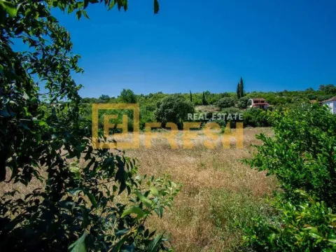 Sale, land lot, 1400m², Farmaci, Podgorica - image 10