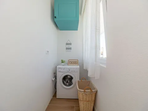 Rent, two bedroom apartment, 56m², Centar, Bar - image 11