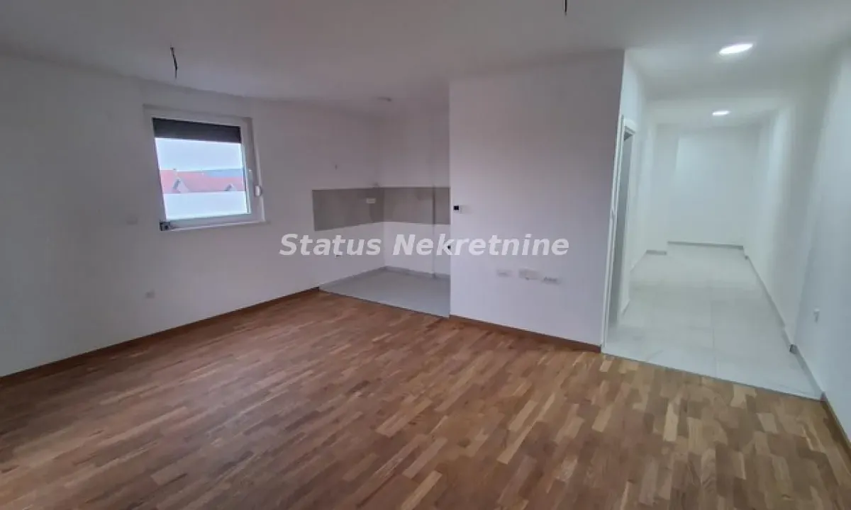 Prodaja, četvorosoban stan, 89m², Veternik, Novi Sad Sve Podlokacije