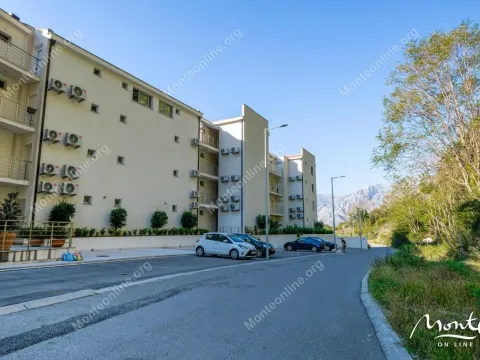 Prodaja, trosoban stan, 103m², Dobrota, Kotor - image 7