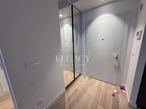 Izdavanje, dvosoban stan, 59m², Savski Venac, Beograd - image 5