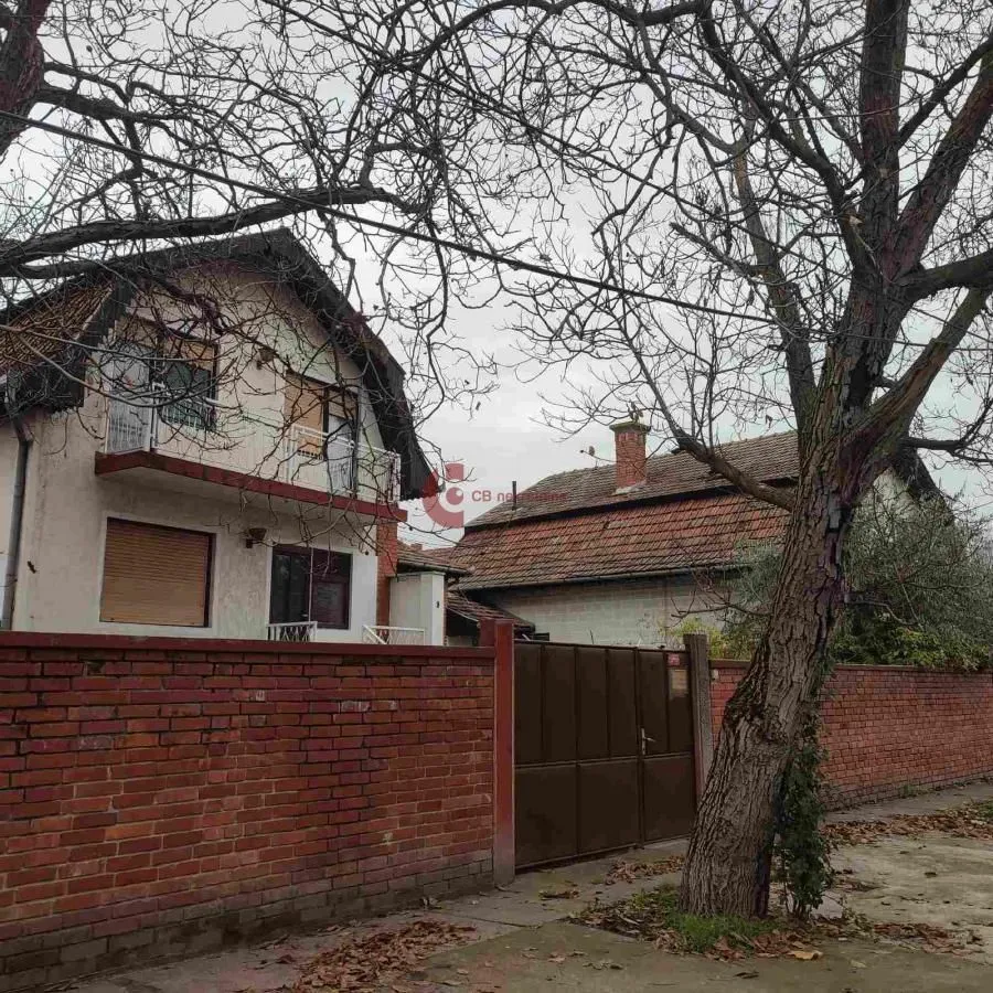 Sale, house, 202m², Mali Radanovac, Subotica