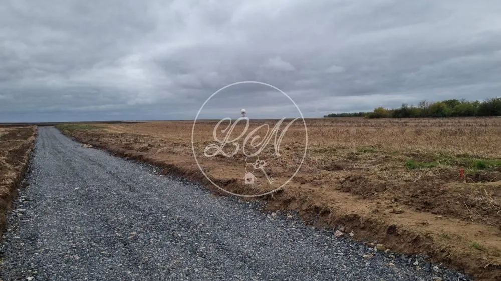 Prodaja, plac, 647m², Radiofar, Surčin