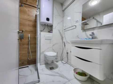 Rent, one bedroom apartment, 55m², Zagorič, Podgorica - image 8