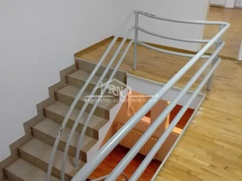 Izdavanje, kuća, 180m², Čukarica, Beograd - image 8