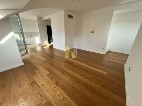 Prodaja, četvorosoban stan, 104m², Bulevar Oslobodjenja, Novi Sad Sve Podlokacije - image 4