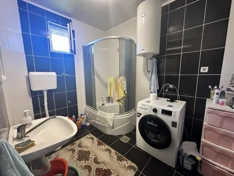 Prodaja, kuća, 157m², Sremska Kamenica, Petrovaradin - image 7