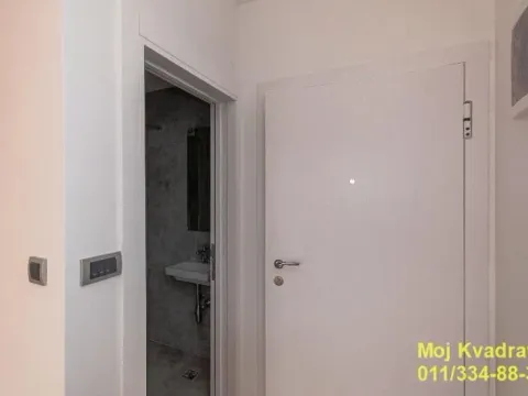 Prodaja, trosoban stan, 92m², Autokomanda, Voždovac Sve Podlokacije - image 10