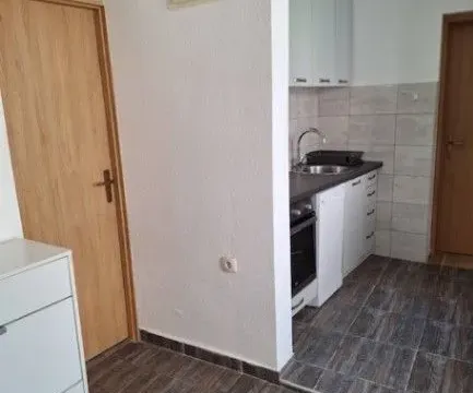 Izdavanje, dvosoban stan, 60m², Seljanovo, Tivat - image 6